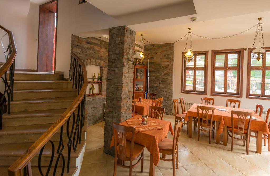 Alexandrov'S Houses Hotel Zlatograd Exterior foto